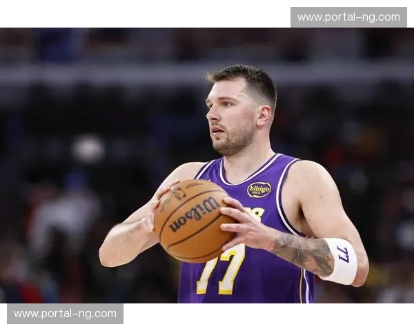 东契奇与詹姆斯挡拆配合默契 湖人进攻体系渐入佳境